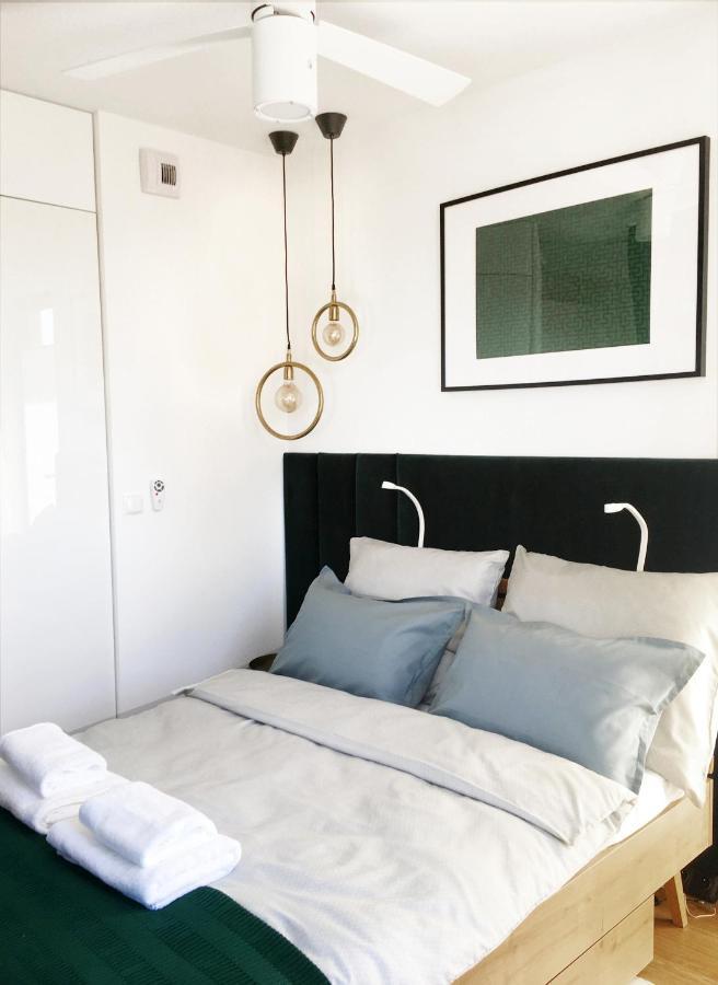 Green Apartment Gdansk Z Garazem Luaran gambar